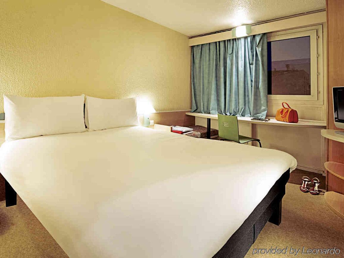 Ibis Tarbes 3* Odos