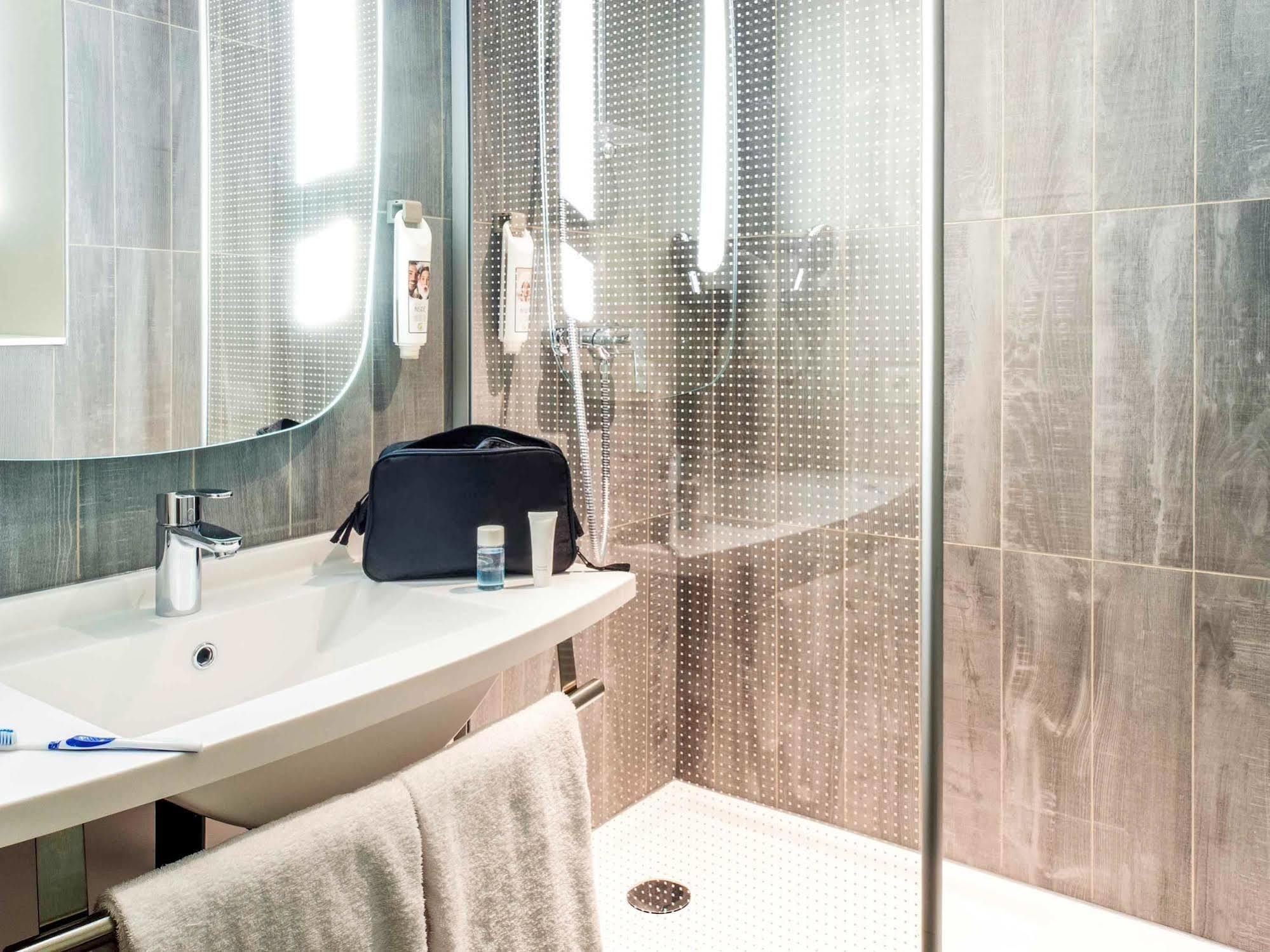 Ibis Tarbes Hotel 3*